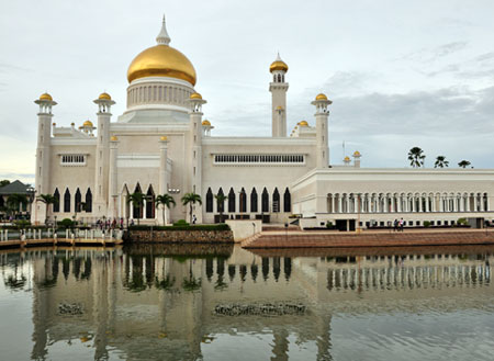 Brunei Day Trip + Kampung Ayer (Ex Miri)    
